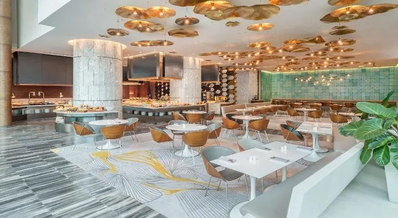 Le Meridien Bangkok