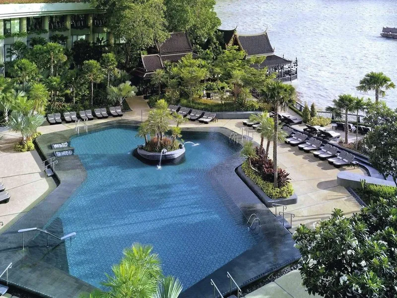 Shangri La Bangkok Hotel