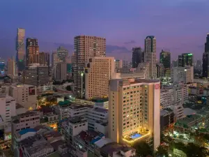 Hilton Garden Inn Bangkok Silom